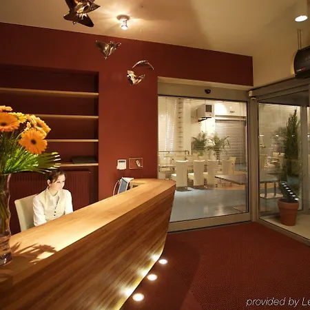 Restaurant & Design Noem Arch فندق 4*