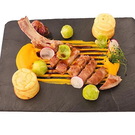 فندق Restaurant & Design Noem Arch برنو