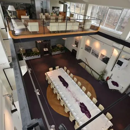 Restaurant & Design Noem Arch برنو