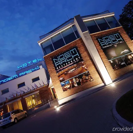 فندق Restaurant & Design Noem Arch برنو