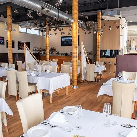 Restaurant & Design Noem Arch