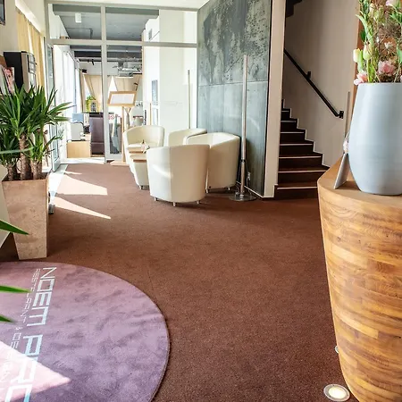 Restaurant & Design Noem Arch 4*